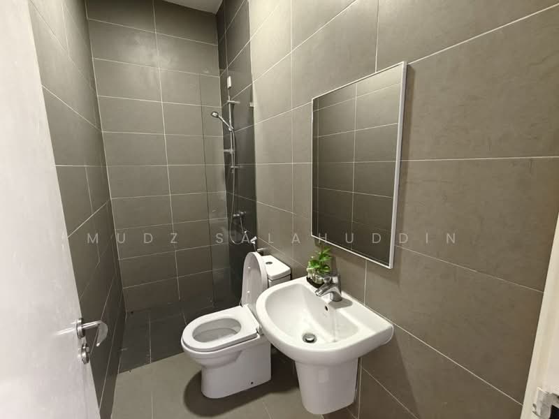 2-storey Terraced House for Sale in Setia Eco Glades (Cyberjaya) - Mudz Salahuddin - Bathroom - PropertyGuru.com.my