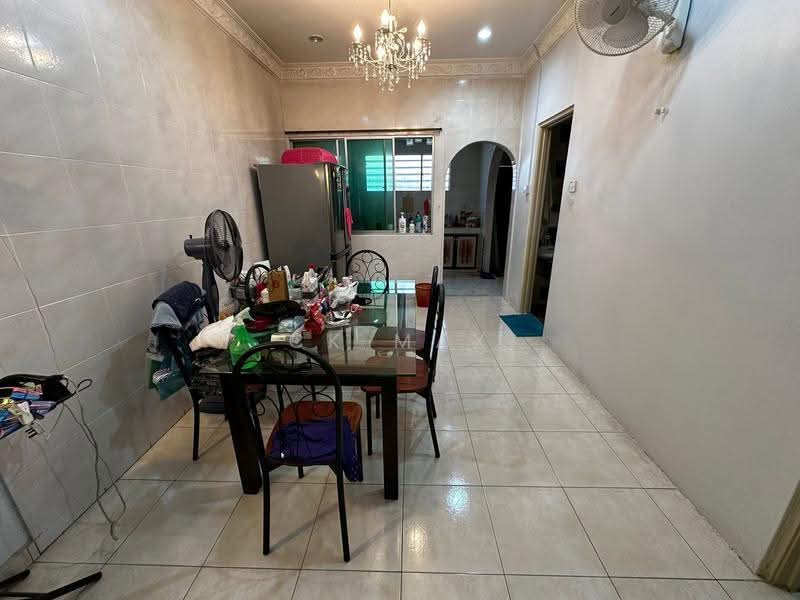2-storey Terraced House for Sale in Taman Rapat Permai (Ipoh) - Ck Max - Dining Room - PropertyGuru.com.my