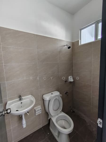 2-storey Terraced House for Rent in Bandar Dato Onn (Tebrau) - Tracy Ong - Bathroom - PropertyGuru.com.my