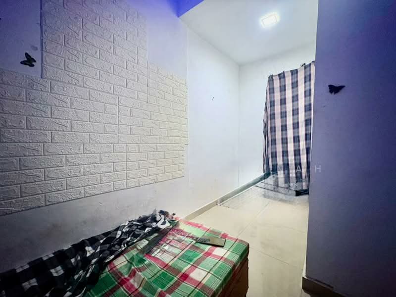 Rumah Teres 1 Tingkat untuk Dijual di Taman Sri Muda (Shah Alam) - Sariza Hartanah - Bedroom - PropertyGuru.com.my