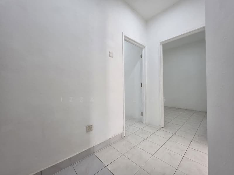 Rumah Teres 2 Tingkat untuk Dijual di Bandar Putra Permai (Seri Kembangan) - Izzah Alias - PropertyGuru.com.my