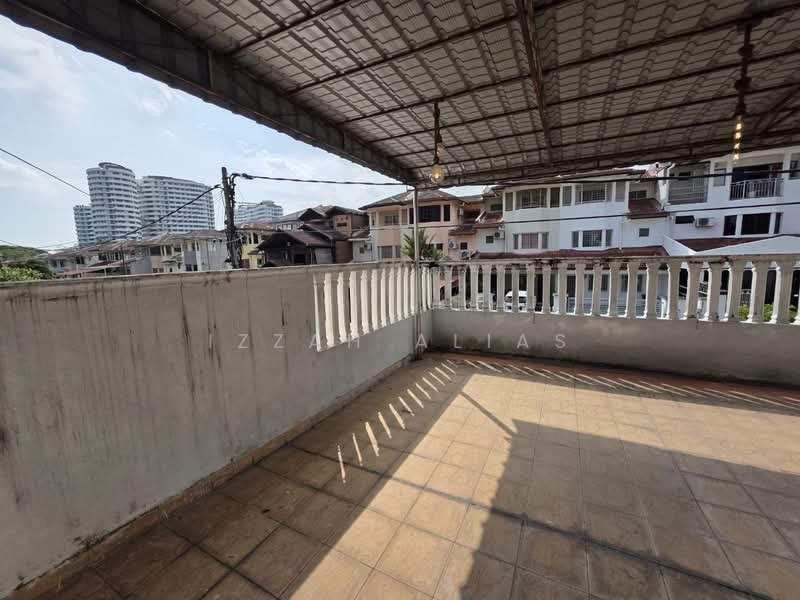 Rumah Teres 2 Tingkat untuk Dijual di Bandar Putra Permai (Seri Kembangan) - Izzah Alias - PropertyGuru.com.my