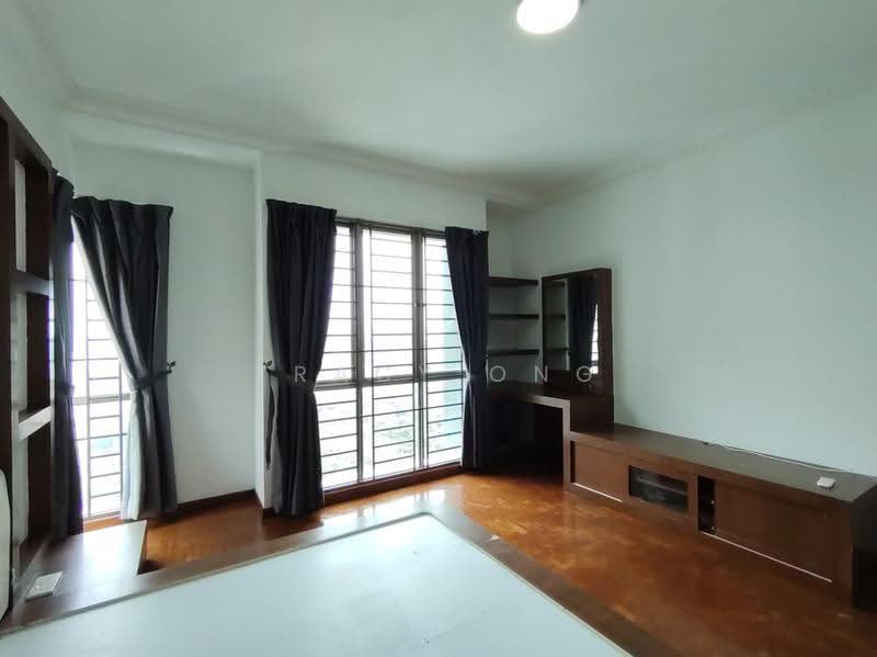 Pangsapuri untuk Disewa di Molek Pine 1 - Tracy Ong - Bedroom - PropertyGuru.com.my