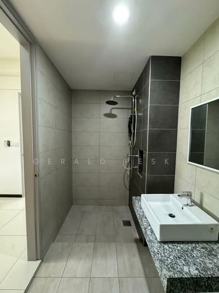 Service Residence for Rent at Luminari - Gerald Peski - Bathroom - PropertyGuru.com.my