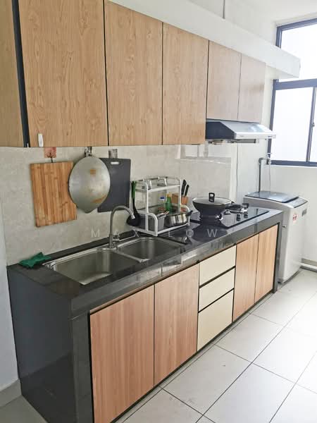 Condominium for Sale at Sky Condominium (Skyz Residence) - Max Low - Kitchen - PropertyGuru.com.my
