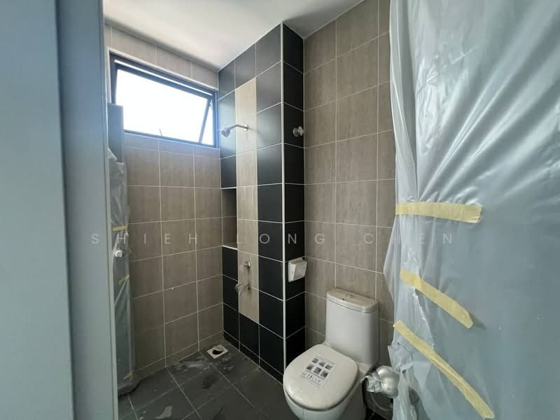 2-storey Terraced House for Sale in Taman Austin Duta (Tebrau) - Shieh Long Chen - Bathroom - PropertyGuru.com.my