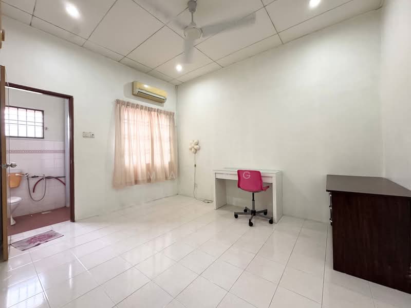 2-storey Terraced House for Sale in Bandar Indahpura (Kulai) - Max Ng - PropertyGuru.com.my