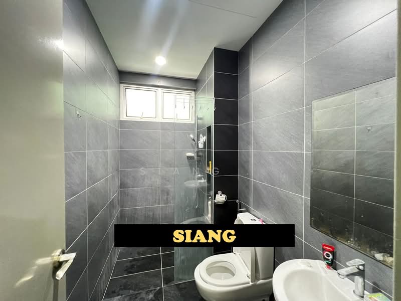 Kondominium untuk Dijual di Setia Pinnacle - Siang . - Bathroom - PropertyGuru.com.my