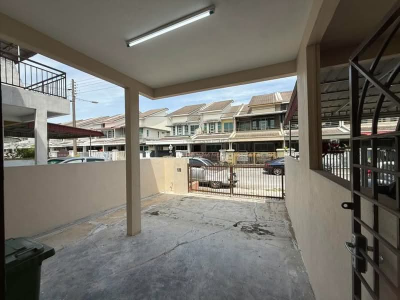 Rumah Bandar untuk Dijual di Taman Pengkalan Barat (Ipoh) - Sam . - Exterior - PropertyGuru.com.my