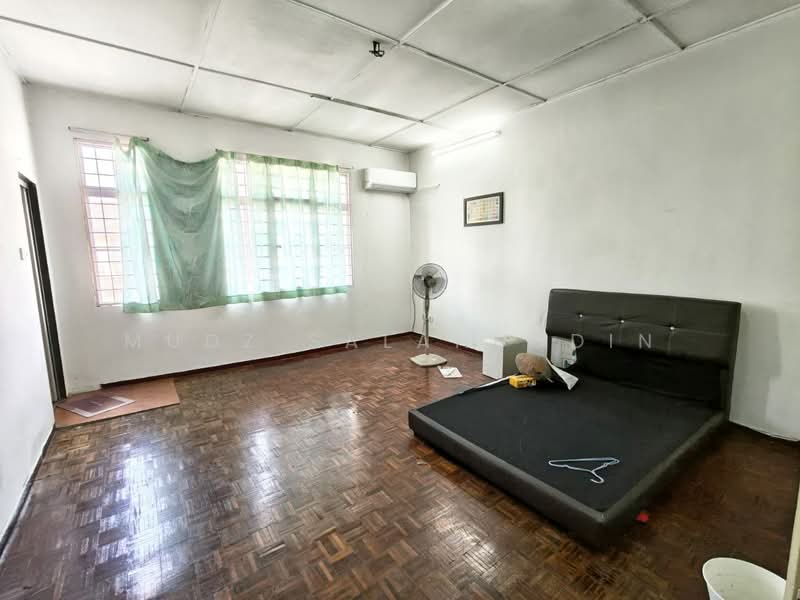 Rumah Teres 2 Tingkat untuk Dijual di Bandar Mahkota Cheras (Cheras) - Mudz Salahuddin - Bedroom - PropertyGuru.com.my