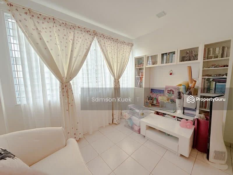 Condominium for Sale at Cheras Heights - Jaffry Tue - Living Room - PropertyGuru.com.my