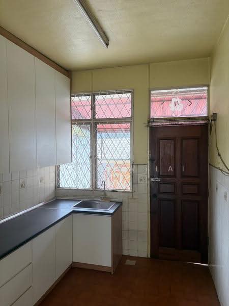 Rumah Teres 2-Tingkat untuk Dijual di SS 26, Taman Mayang Jaya (Petaling Jaya) - Tien Yow Lai - Kitchen - PropertyGuru.com.my