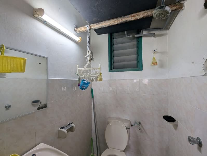 Pangsapuri untuk Dijual di Vista Pinggiran Apartment - Muz Hafiz - PropertyGuru.com.my