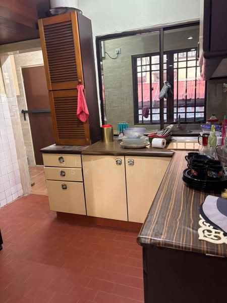 Rumah Teres 2 Tingkat untuk Dijual di Batu Caves (Selangor) - Shaziery Iskandar - Kitchen - PropertyGuru.com.my