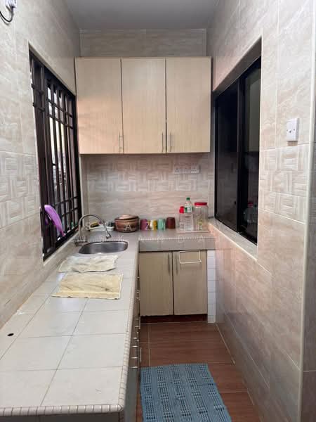 Rumah Teres 2 Tingkat untuk Dijual di Batu Caves (Selangor) - Shaziery Iskandar - Kitchen - PropertyGuru.com.my