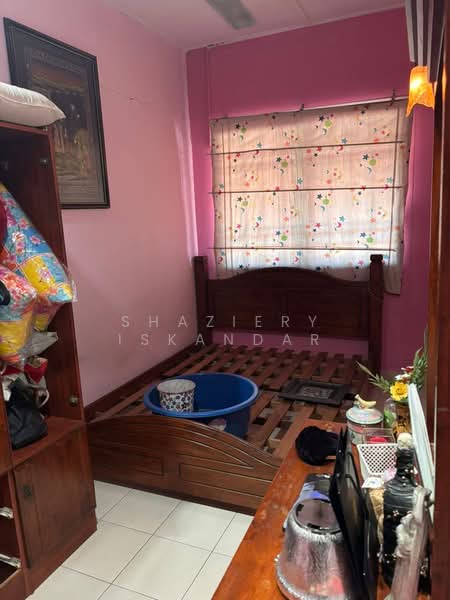 Rumah Teres 2 Tingkat untuk Dijual di Batu Caves (Selangor) - Shaziery Iskandar - Bedroom - PropertyGuru.com.my