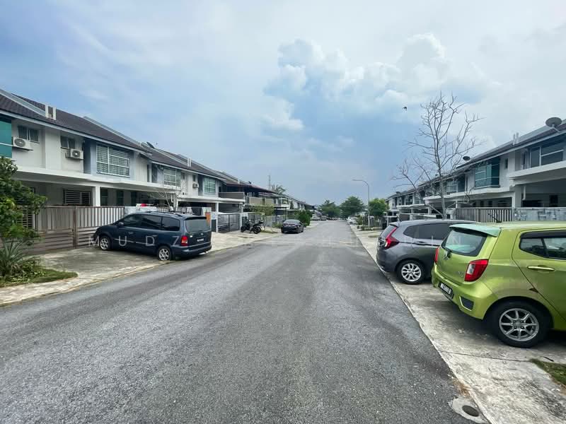 Rumah Teres 2-Tingkat untuk Dijual di Kajang (Selangor) - Mudz Salahuddin - Exterior - PropertyGuru.com.my