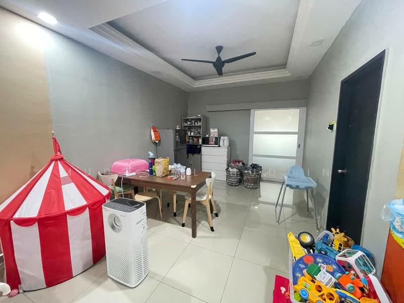Rumah Teres 2-Tingkat untuk Dijual di Kajang (Selangor) - Mudz Salahuddin - Living Room - PropertyGuru.com.my