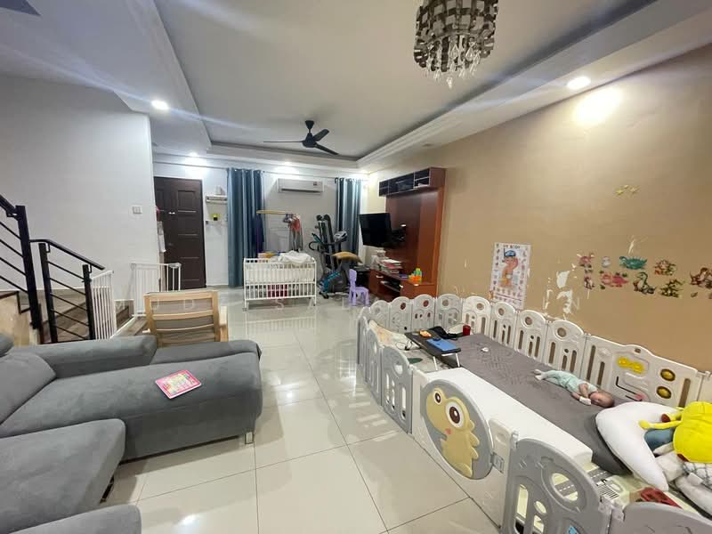 Rumah Teres 2-Tingkat untuk Dijual di Kajang (Selangor) - Mudz Salahuddin - Living Room - PropertyGuru.com.my