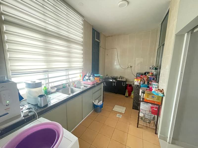 Rumah Teres 2-Tingkat untuk Dijual di Kajang (Selangor) - Mudz Salahuddin - Kitchen - PropertyGuru.com.my