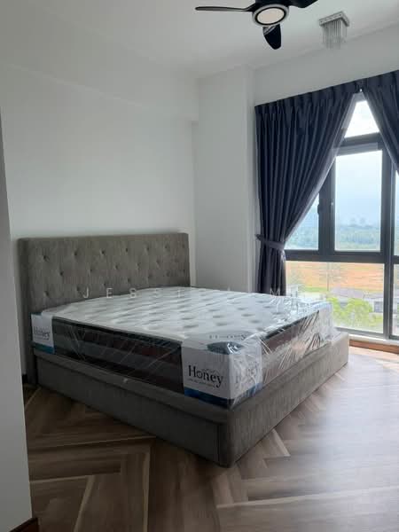 Service Residence for Rent at Crescent Bay Suites (Teluk Bayu) - Jessica Ma - PropertyGuru.com.my