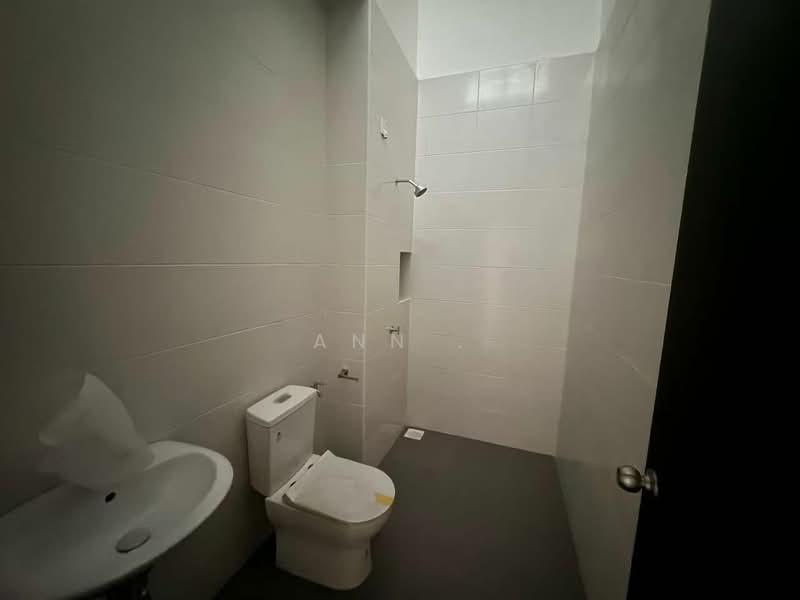 Cluster House for Sale in Eco Botanic (Iskandar Puteri (Nusajaya)) - Ann . - Bathroom - PropertyGuru.com.my
