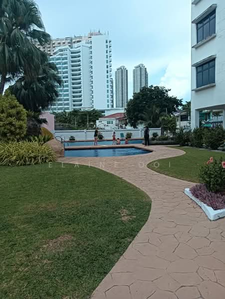 Condominium for Sale at Villa Ria - Elaine Ooi - Pool - PropertyGuru.com.my