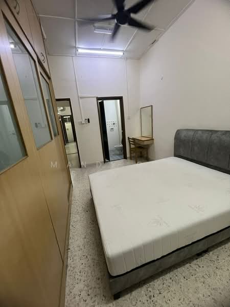 1-storey Terraced House for Rent in Taman Perling (Perling) - Mandy Goh Siew Li - Bedroom - PropertyGuru.com.my