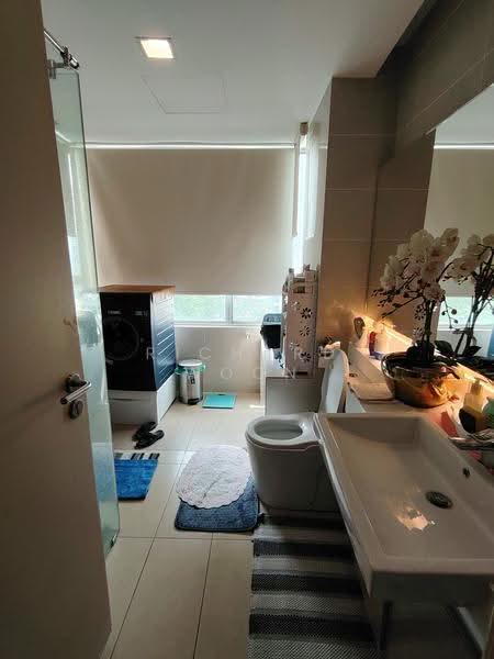 Service Residence for Sale at Suasana Bukit Ceylon / Raja Chulan Residences - Richard Woon - Bathroom - PropertyGuru.com.my