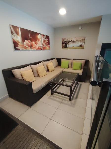 Service Residence for Sale at Suasana Bukit Ceylon / Raja Chulan Residences - Richard Woon - Living Room - PropertyGuru.com.my