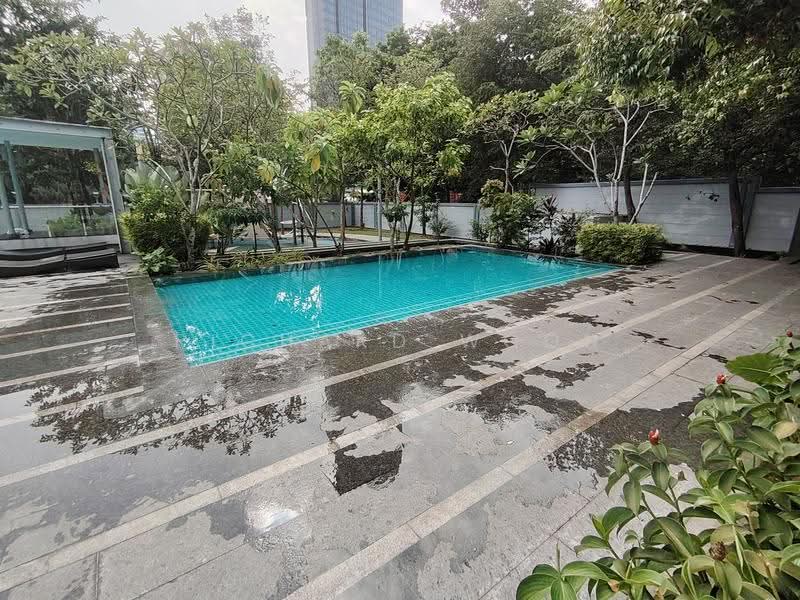 Service Residence for Sale at Suasana Bukit Ceylon / Raja Chulan Residences - Richard Woon - Pool - PropertyGuru.com.my