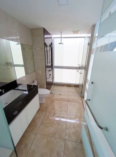 Condominium for Sale at Paradiso Nuova (Merak Kayangan) - Jeff Ang - Bathroom - PropertyGuru.com.my