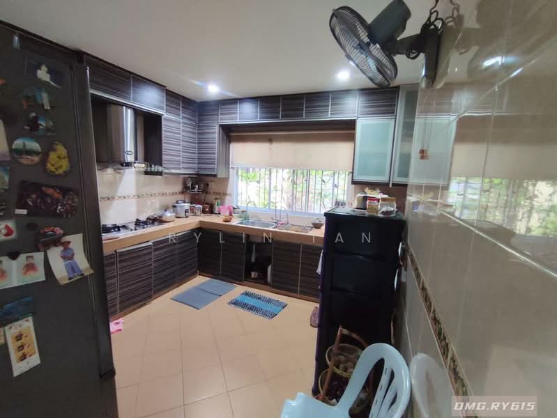 Terraced House for Sale in Bandar Puteri Klang (Klang) - Rylin Tan - Kitchen - PropertyGuru.com.my