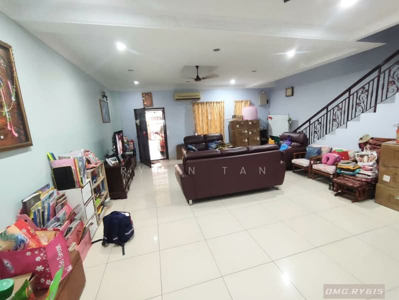 Terraced House for Sale in Bandar Puteri Klang (Klang) - Rylin Tan - Living Room - PropertyGuru.com.my