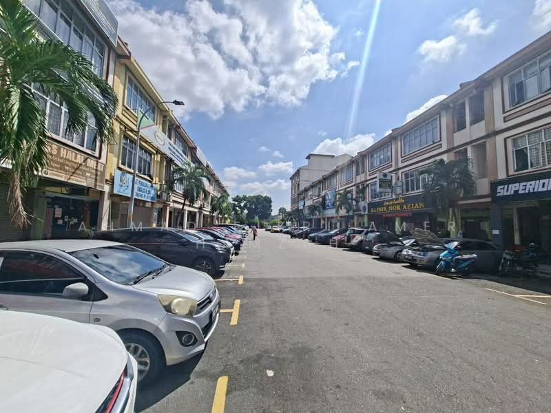 Shop for Rent in Taman Sri Andalas (Klang) - Ahmad Fikri Amer Hamzah - Exterior - PropertyGuru.com.my