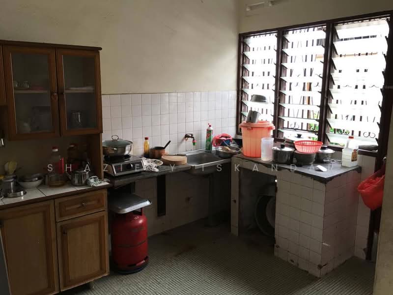 Rumah Teres 2 Tingkat untuk Dijual di Taman Serdang Utama (Seri Kembangan) - Shaziery Iskandar - PropertyGuru.com.my