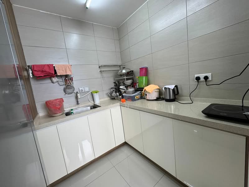 Kondominium untuk Dijual di Senzvilles (Senzo Residence) - Sharon Ong - Kitchen - PropertyGuru.com.my