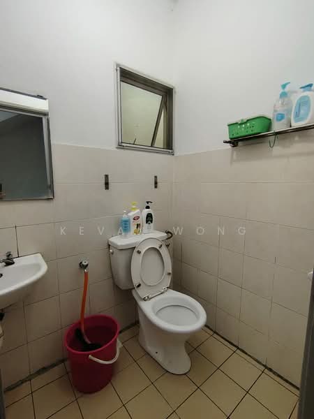 Terraced House for Sale in Taman Bukit Permata (Selayang) - Kevan Wong - Bathroom - PropertyGuru.com.my