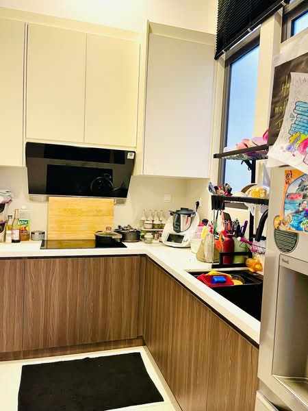 Servis Apartment untuk Dijual di Henna Residence  @ The Quartz WM - Yanny Siow - Kitchen - PropertyGuru.com.my