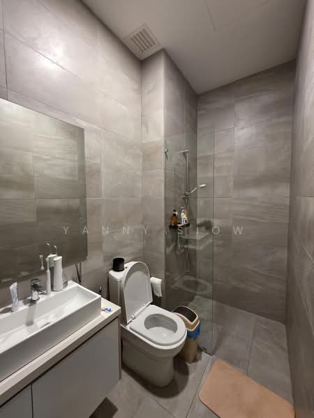 Servis Apartment untuk Dijual di Henna Residence  @ The Quartz WM - Yanny Siow - Bathroom - PropertyGuru.com.my