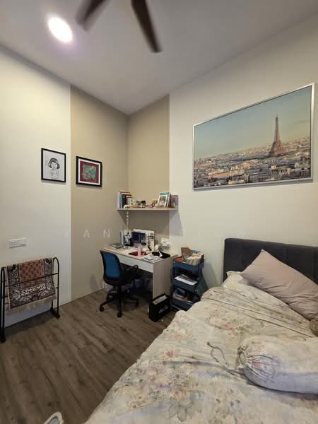 Servis Apartment untuk Dijual di Henna Residence  @ The Quartz WM - Yanny Siow - Bedroom - PropertyGuru.com.my