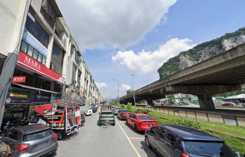Pejabat untuk Dijual di Batu Caves (Selangor) - Chris Tye - Exterior - PropertyGuru.com.my