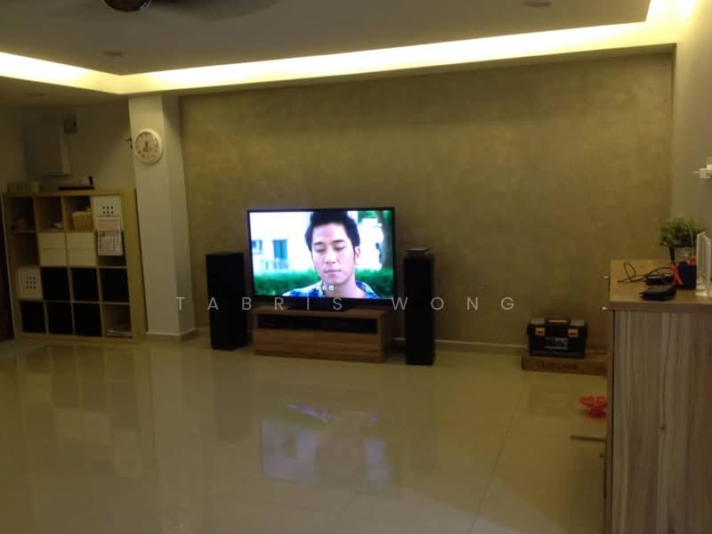 Rumah Teres 2 Tingkat untuk Dijual di Taman Mutiara Kemuning (Shah Alam) - Tabris Wong - Living Room - PropertyGuru.com.my