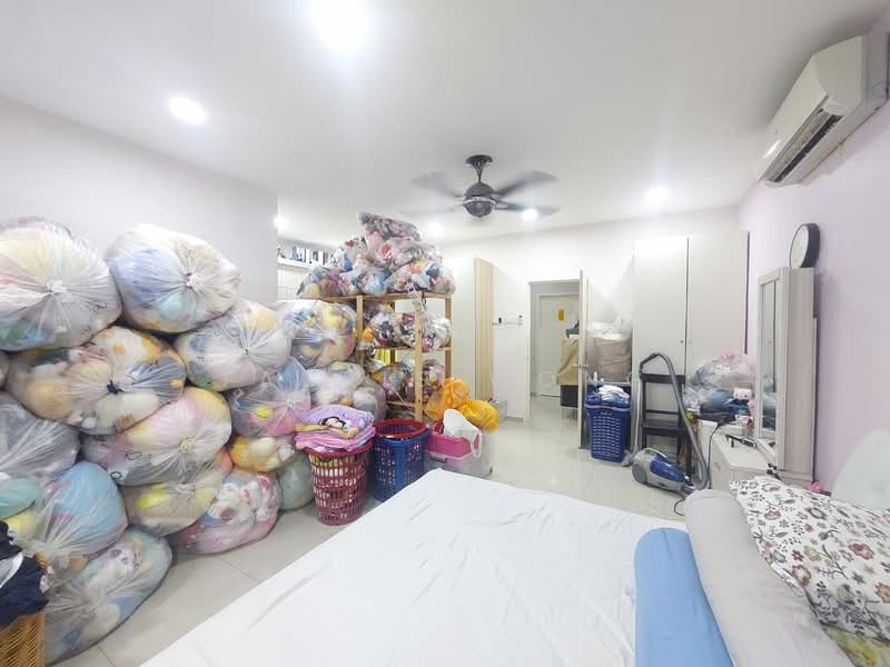 Rumah Teres 2 Tingkat untuk Dijual di Taman Mutiara Kemuning (Shah Alam) - Tabris Wong - Bedroom - PropertyGuru.com.my