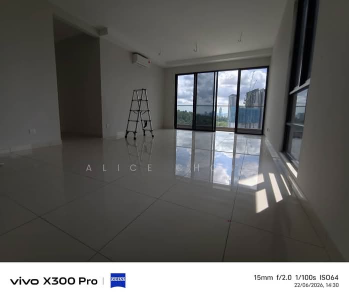 Kondominium untuk Dijual di Residensi Nestree - Alice Chong - Living Room - PropertyGuru.com.my