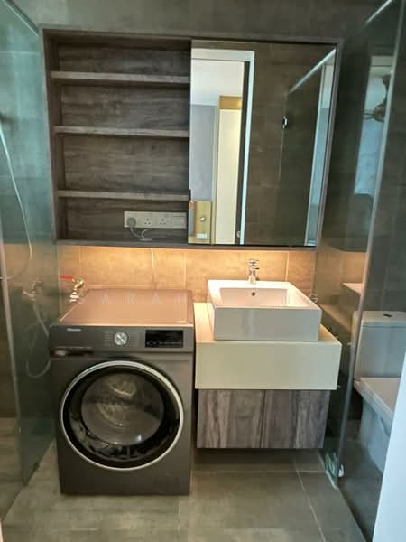 Service Residence for Rent at H2O Residences - Sarah Wong - Bathroom - PropertyGuru.com.my