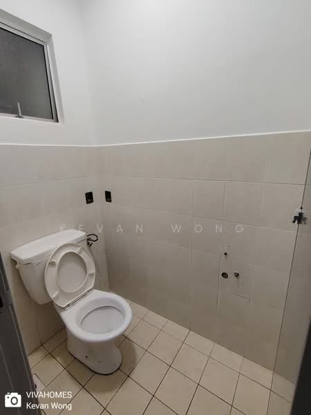 Terraced House for Sale in Taman Bukit Permata (Selayang) - Kevan Wong - Bathroom - PropertyGuru.com.my