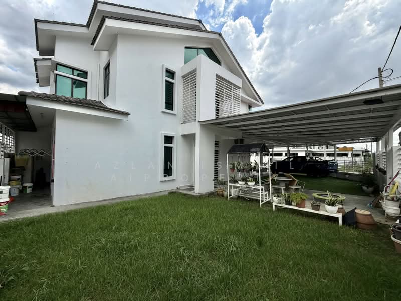 Rumah Teres 2 Tingkat untuk Dijual di Taman Bukit Dahlia (Pasir Gudang) - Azlan Ismail aiproperty - Exterior - PropertyGuru.com.my