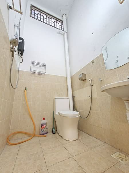 1-storey Terraced House for Sale in Station 18 (Ipoh) - Gary Tang - Bathroom - PropertyGuru.com.my
