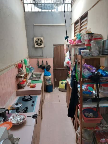 Rumah Teres 2 Tingkat untuk Dijual di George Town (Penang) - Elaine Ooi - Kitchen - PropertyGuru.com.my